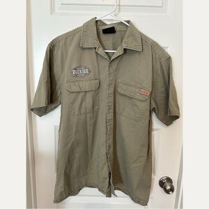 Dickies Men's Olive Short Sleeve Button Down Shirt